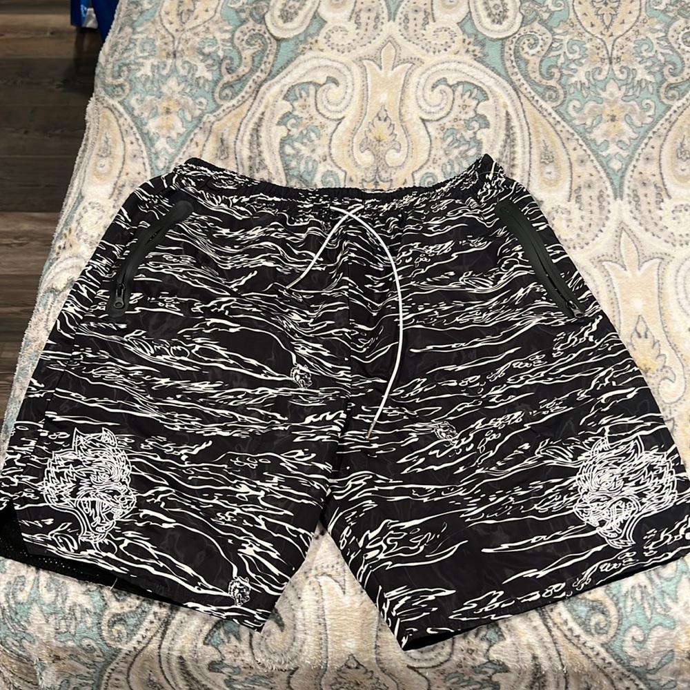 DARC Sport size XL shorts